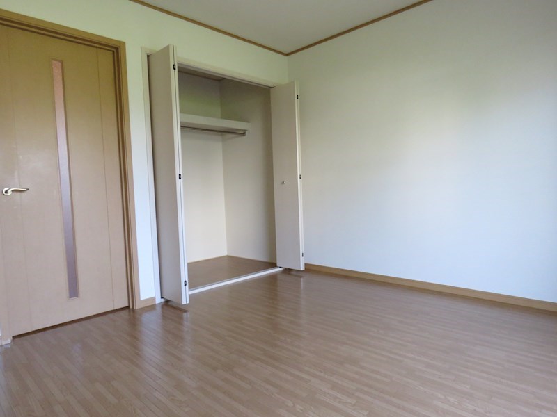 プチ・フローラ ベッドルーム