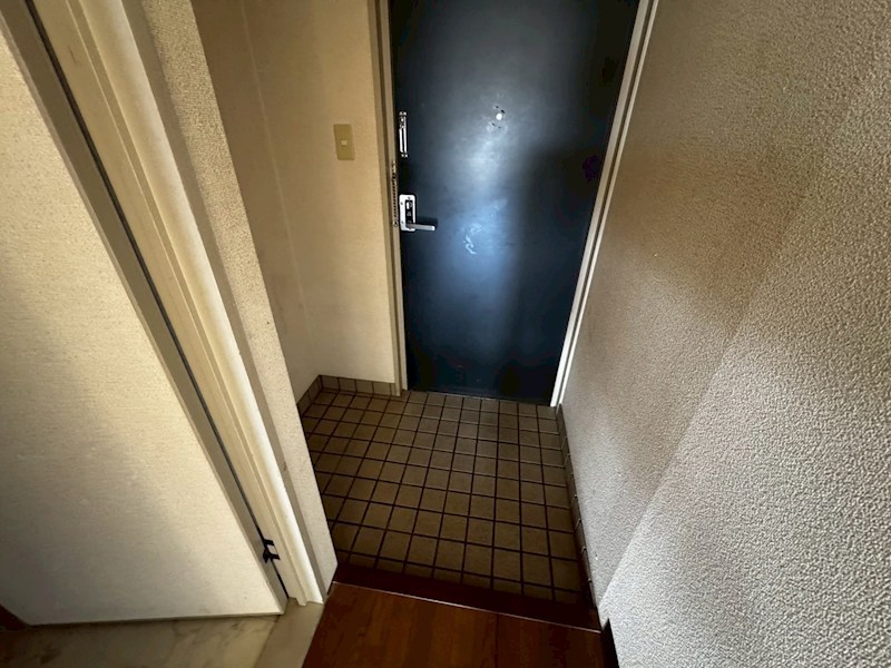 ハイクレストマンション   玄関