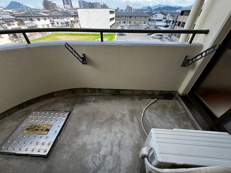 ハイクレストマンション   ベランダ