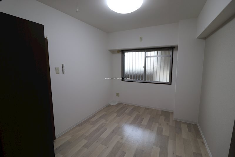 サニーサイド ベッドルーム