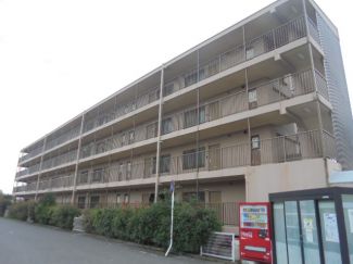 パインリーフ栗東 外観