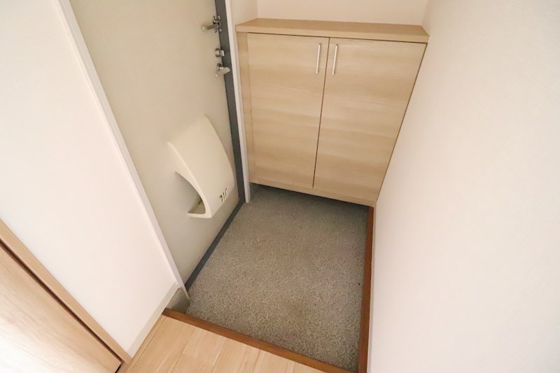 サンライフタカノ　B棟 玄関