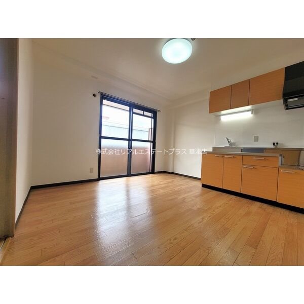 メゾンヴェルネージュ リビング