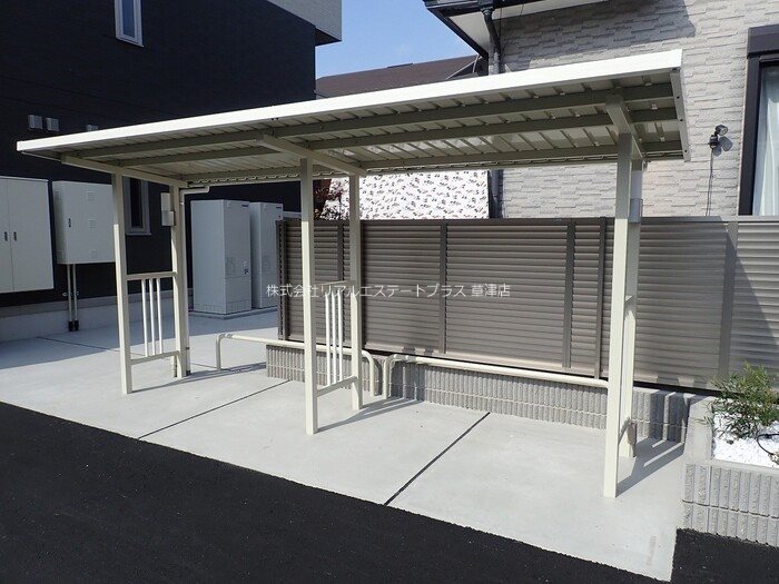 シャルム・リリー その他7