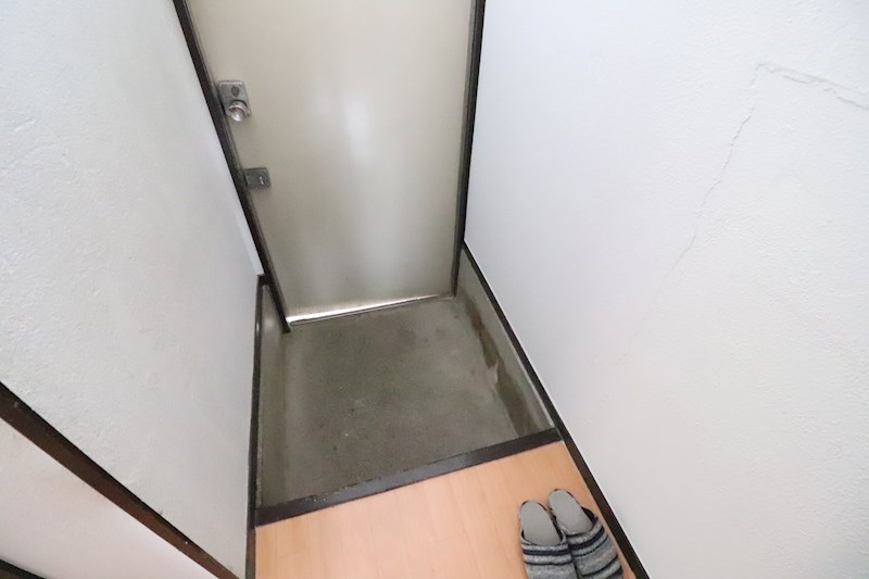 江口荘 玄関