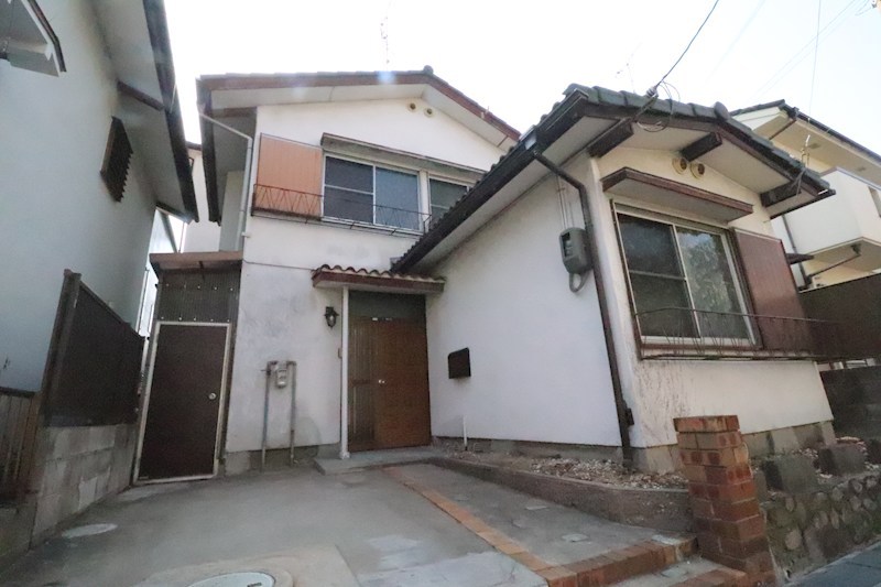 野洲市栄２貸家 外観