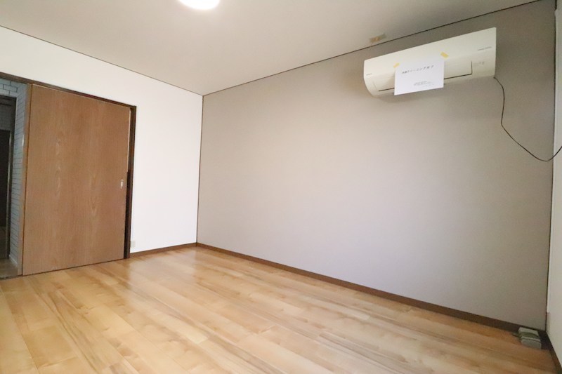 野洲市栄２貸家 ベッドルーム