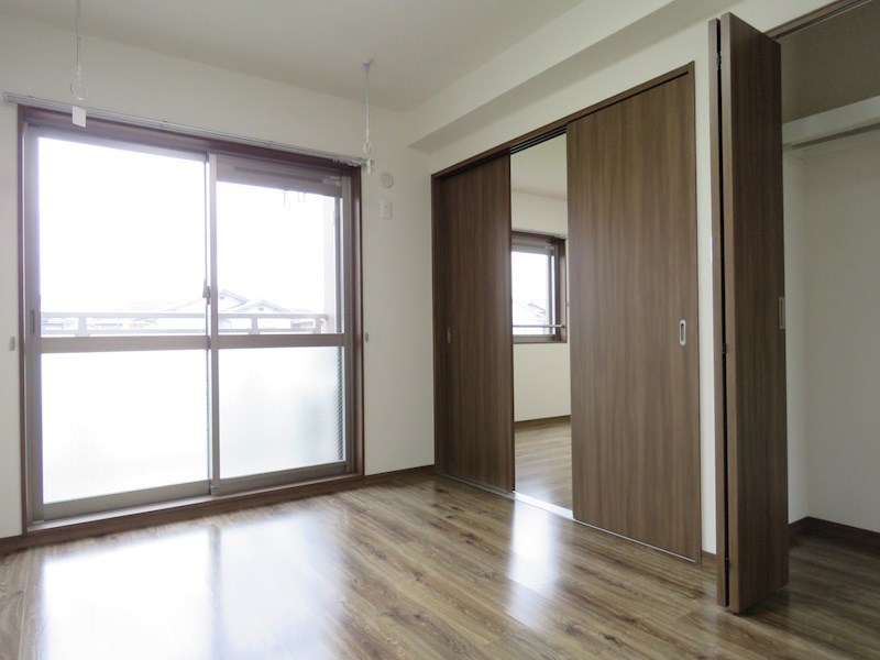 ノイ　オウミ ベッドルーム