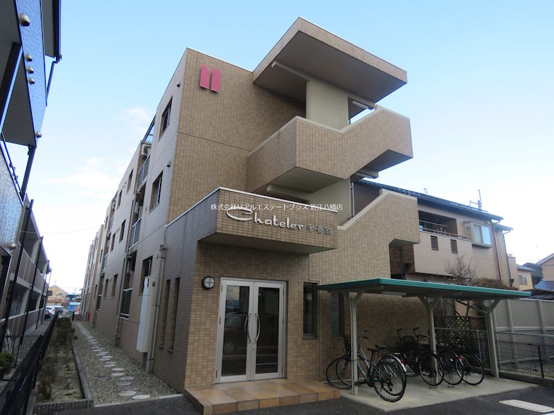 シャトレー参番館 302号室 外観