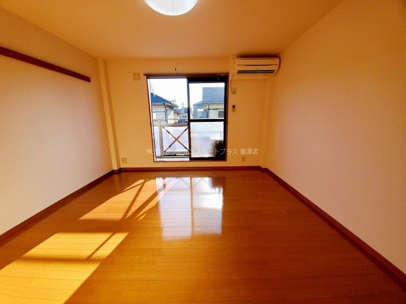 River Side B その他11