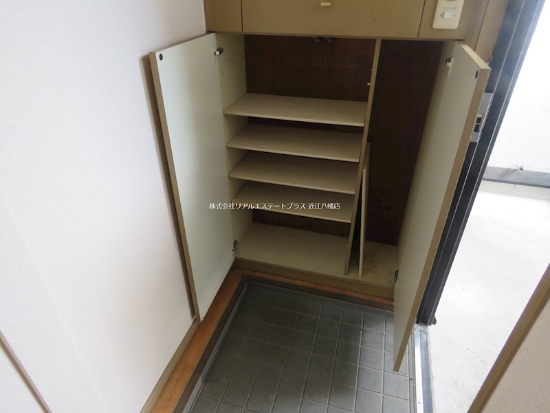 ピュアナハートA 玄関