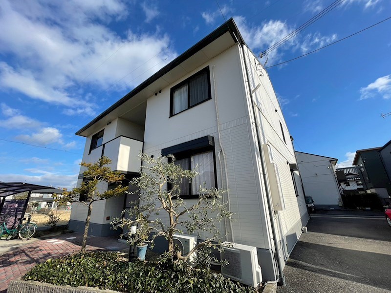 セレージュ 102号室 外観