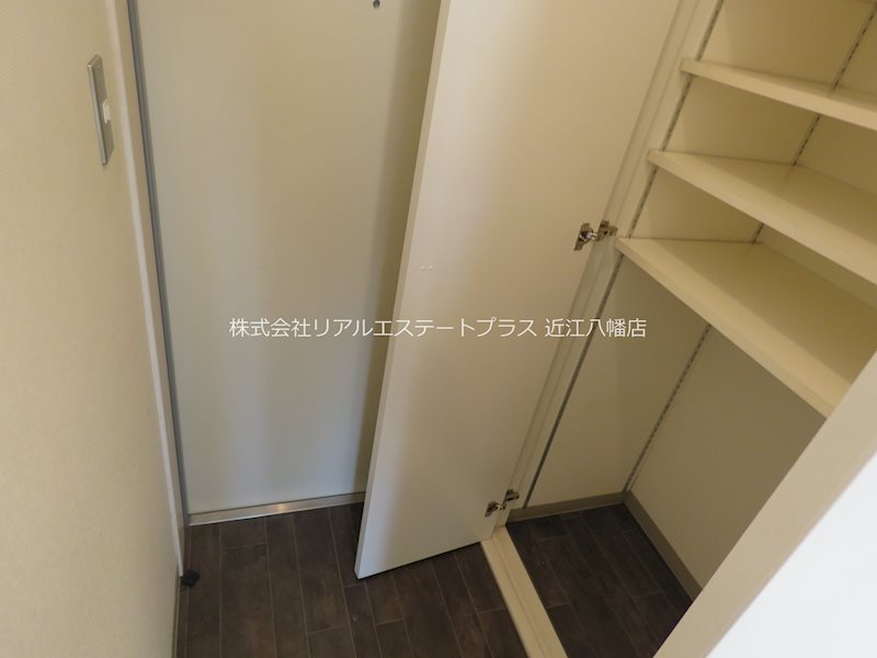 クィーンパレス 玄関