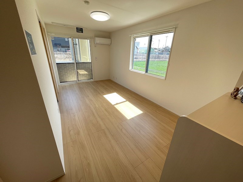 カーサ近江富士 リビング