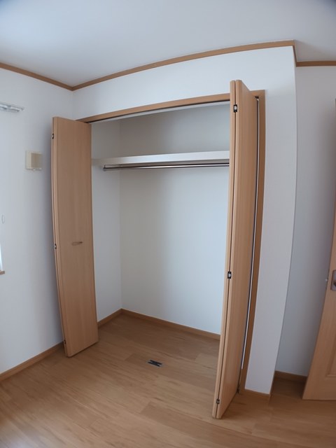 ヴィラ　アンソレイエⅡ その他3