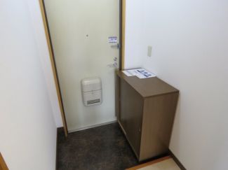 リンピア守山 玄関