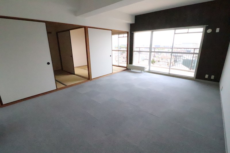 琵琶湖アーバンリゾートⅠ番館 リビング