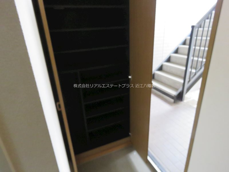 ウインズ21  玄関
