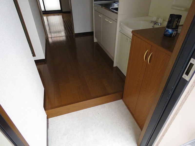 メルベーユ伊勢 玄関