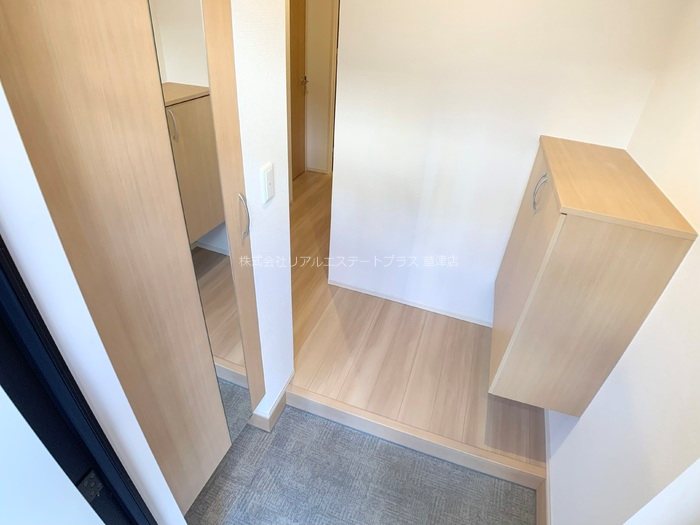 アルブル　B棟 玄関