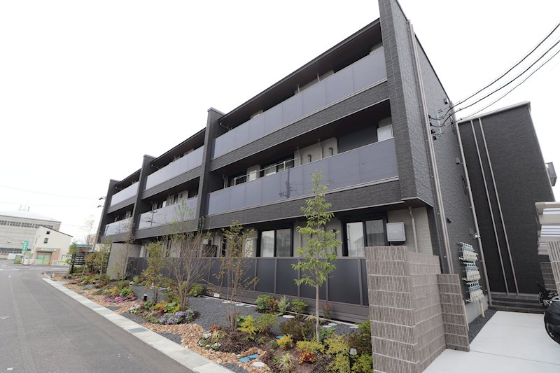 シャーメゾン　守山 302号室 外観