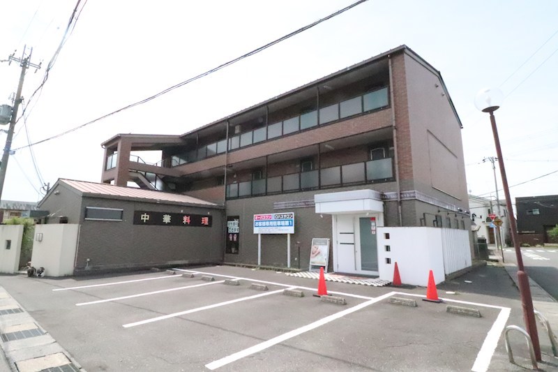 アルテールななのい 外観