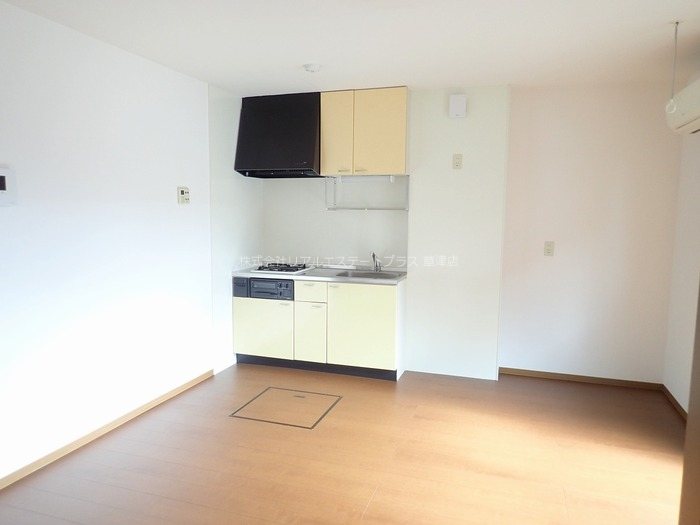 モナリエ リビング