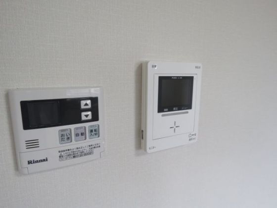 ノイ　オウミ その他4