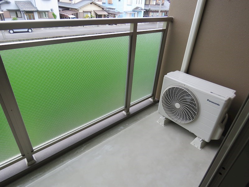ノイ　オウミ ベランダ