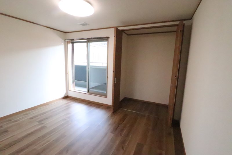 守山２丁目戸建貸家 ベッドルーム