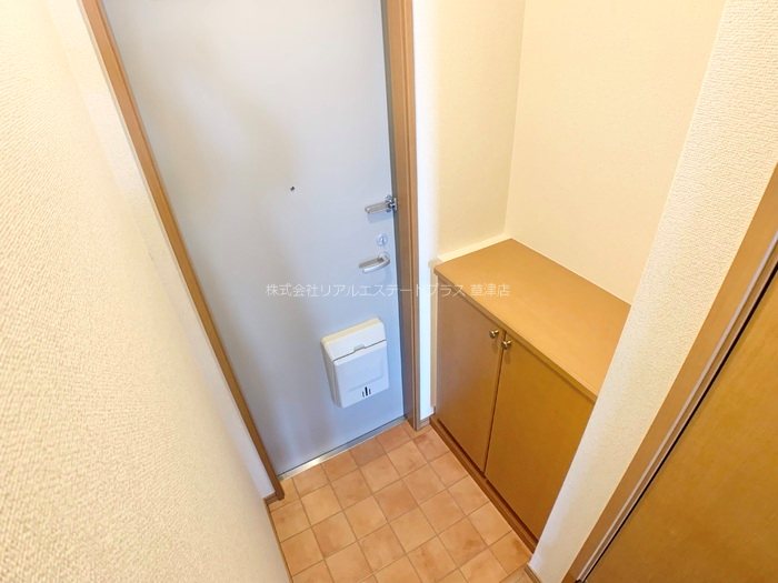 ディーフレア目川 玄関