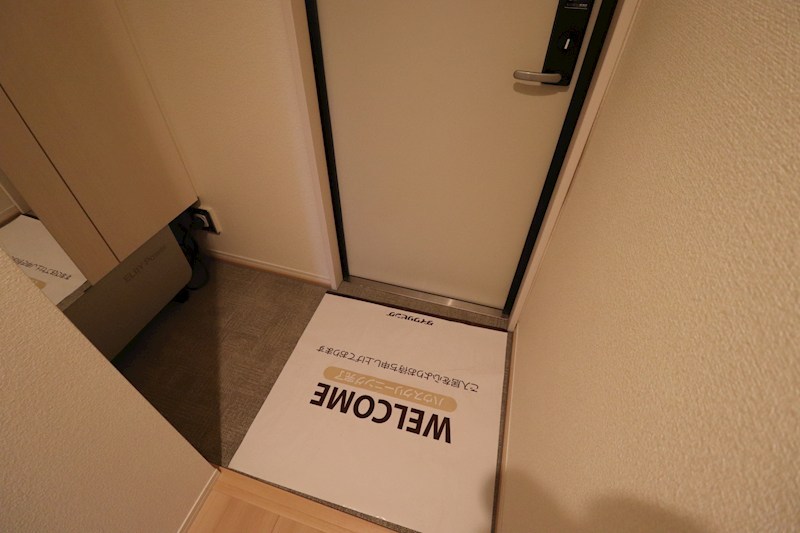 フロイデプラッツ  玄関