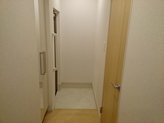 カノン 玄関