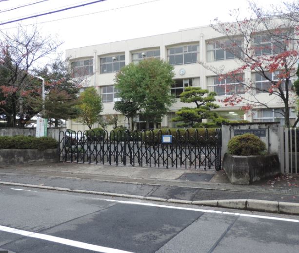 中沢３丁目戸建 周辺画像2