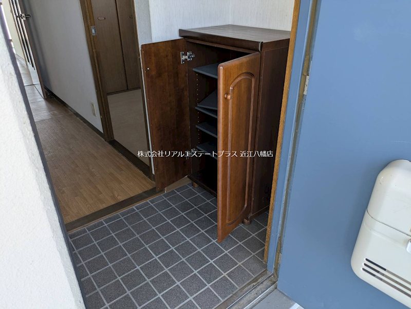 メゾンドパストラール 玄関