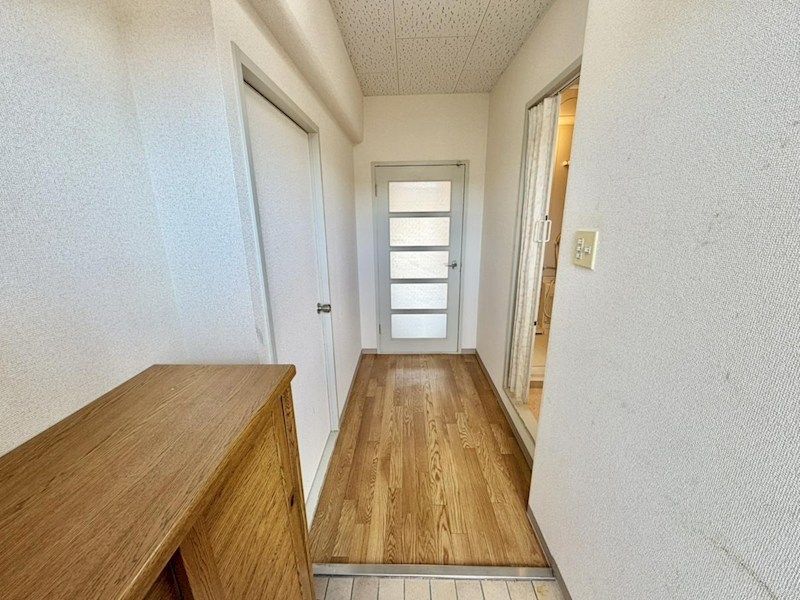 サンティーユASAHI  玄関