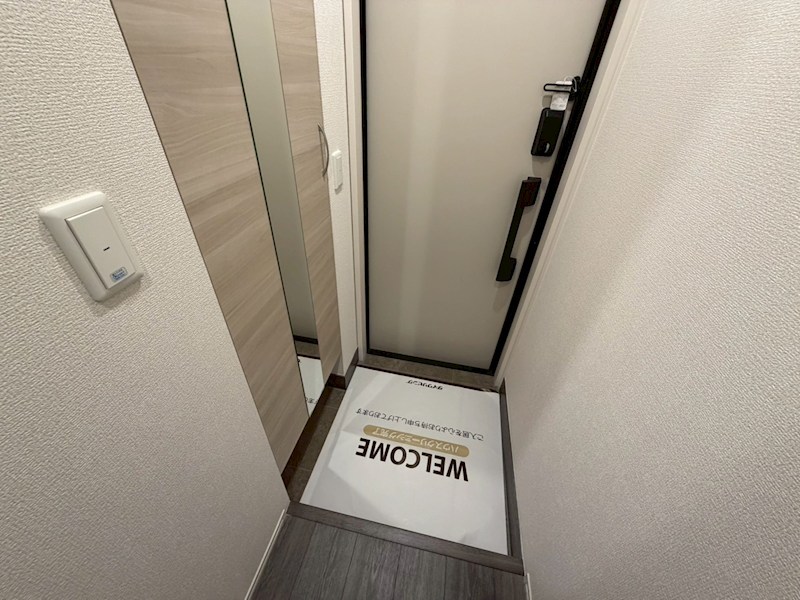 D-ROOM守山3丁目 玄関