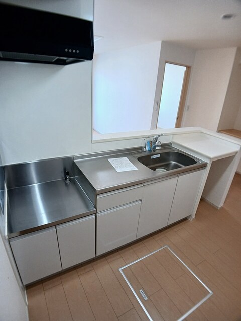 ＠八日市 キッチン