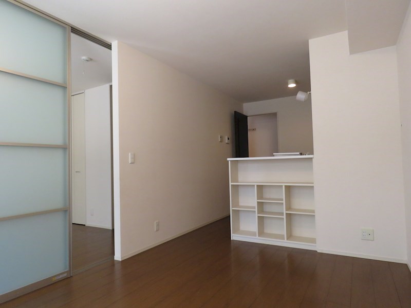 シャン・リアンＴ.Ｙ リビング