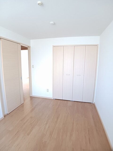 リバテイ西藤 ベッドルーム