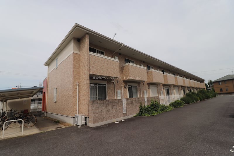 グランシャリオ 【岡町】 外観