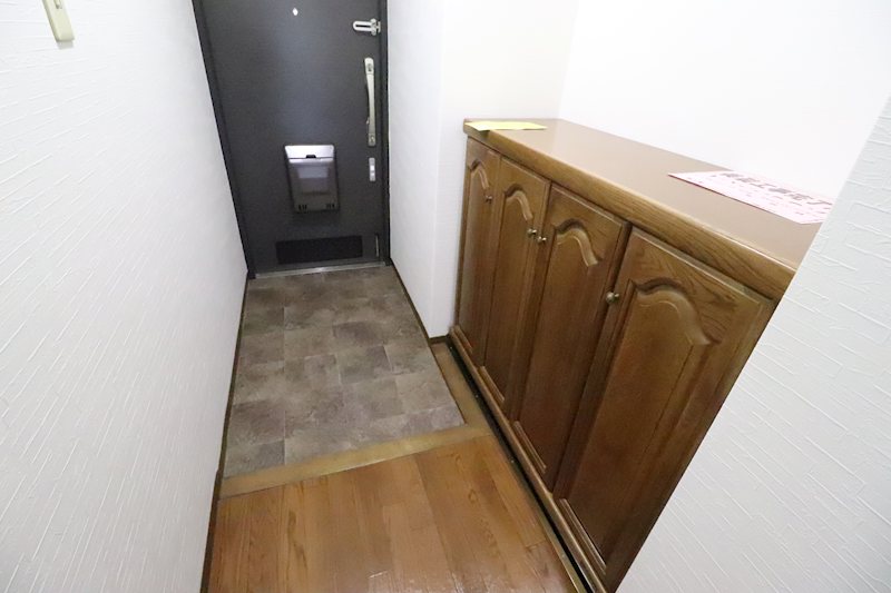 グローバル草津壱番館 玄関