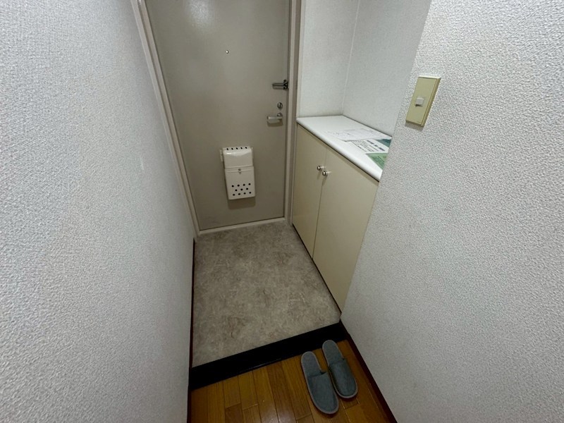 コスモ守山1番館 玄関