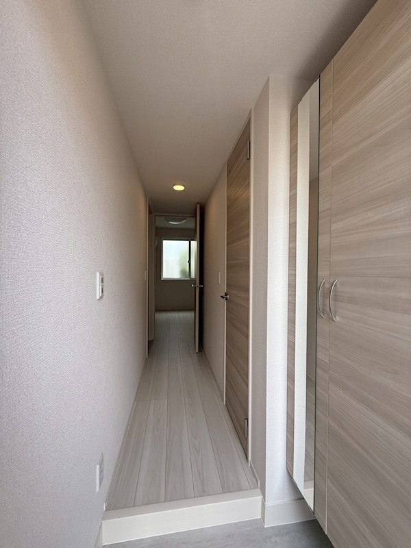 グランピア栗東 玄関