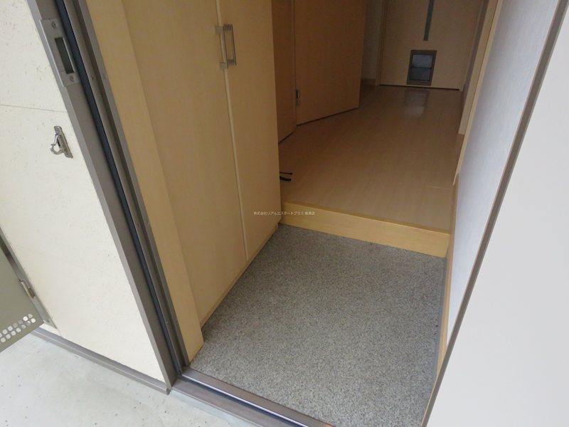 セルピエ 玄関