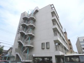 ポスティッソ 外観