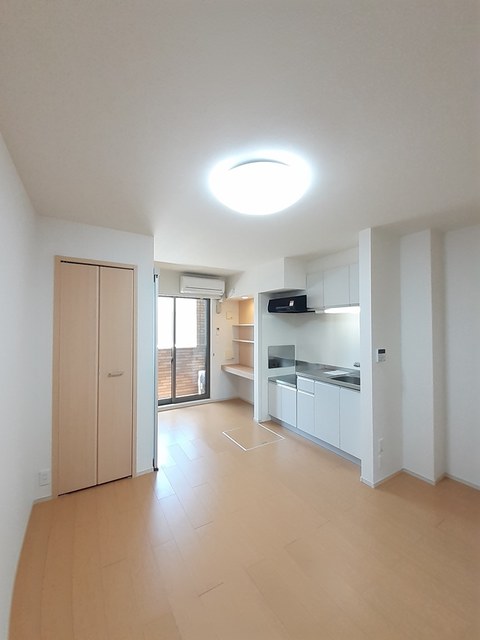 ＣＲＥＶＩＡ リビング