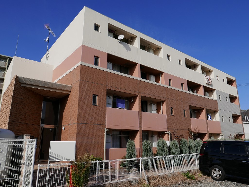 コンプリーション　アンソレイエ 304号室 外観