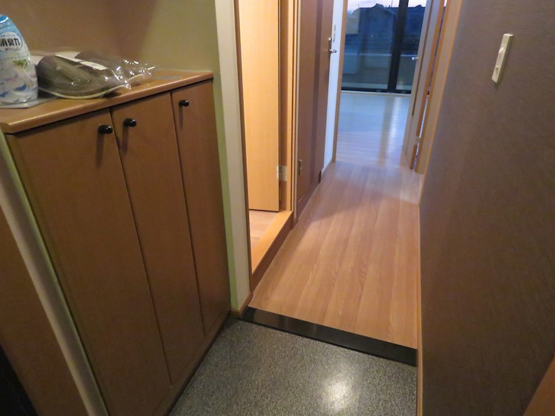 フォレストガーデン 玄関