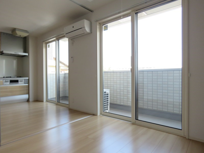 ローズパル リビング